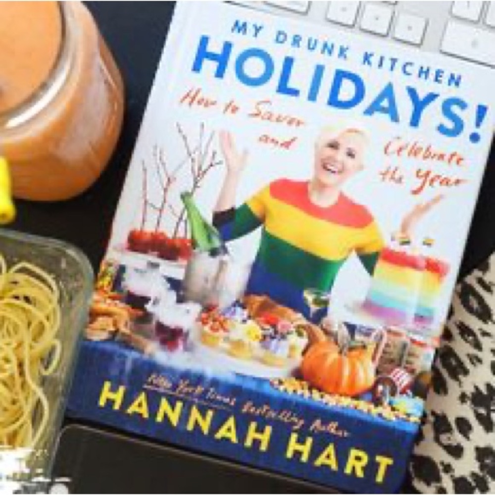 My Drunk Kitchen Holidays by Hannah Hart NWT Book Holiday Recipes Pride LGBT